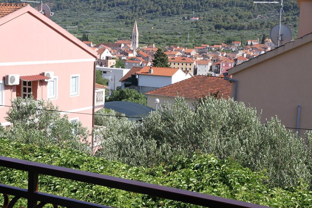 Mi Apartment Stari Grad  Esterno foto