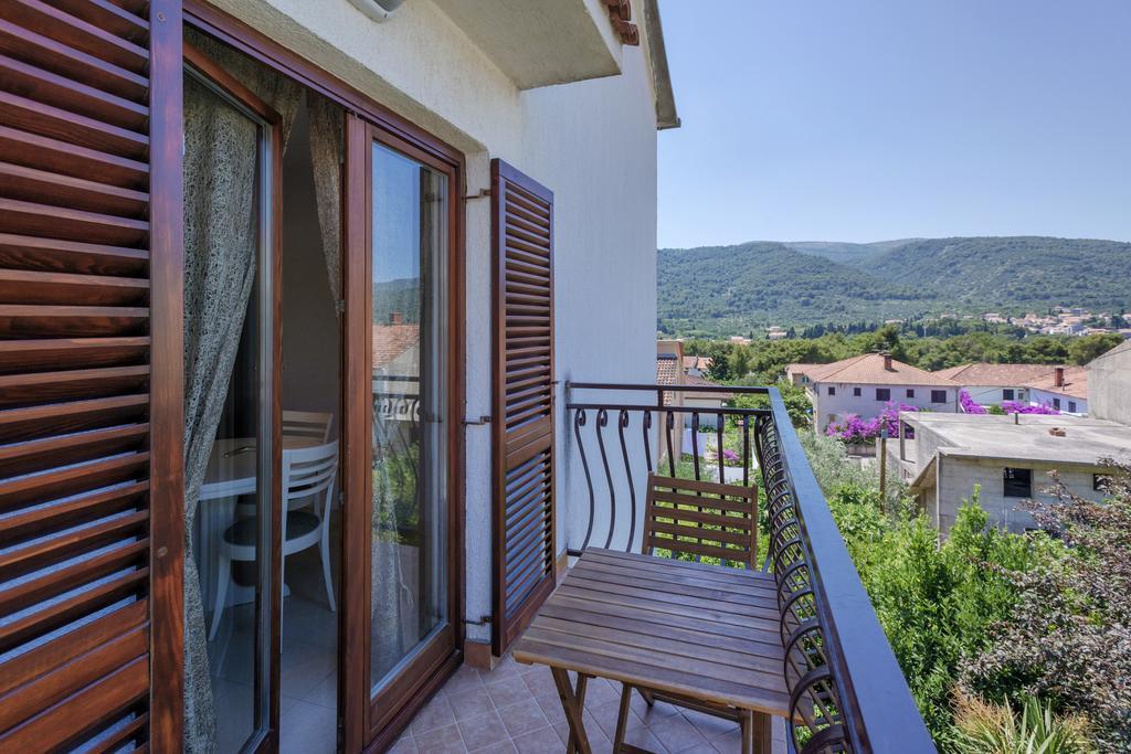 Mi Apartment Stari Grad  Esterno foto
