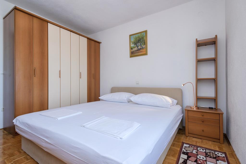 Mi Apartment Stari Grad  Esterno foto