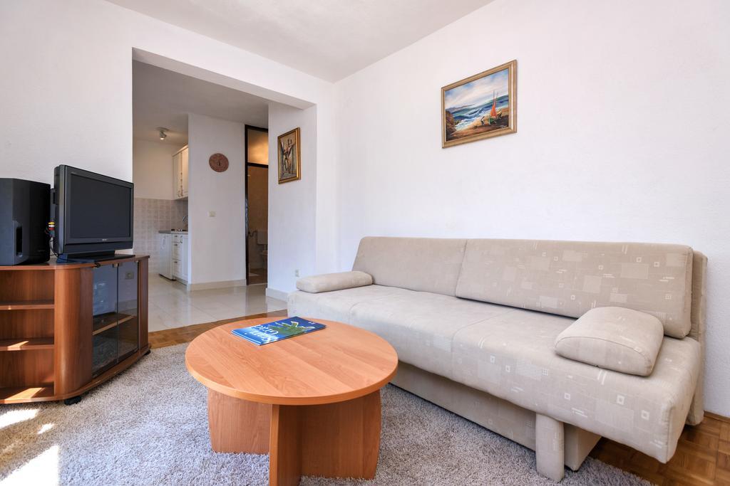 Mi Apartment Stari Grad  Esterno foto